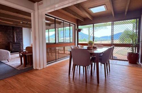 Dunkeld House | Southern Grampians Lookout