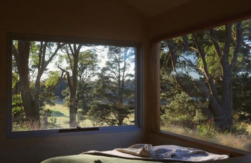 Exeter House | Southern Highlands Vineyard Cabin by Outpost