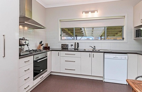 Port Fairy House | Southern Tides - an ideal getaway for the whole family