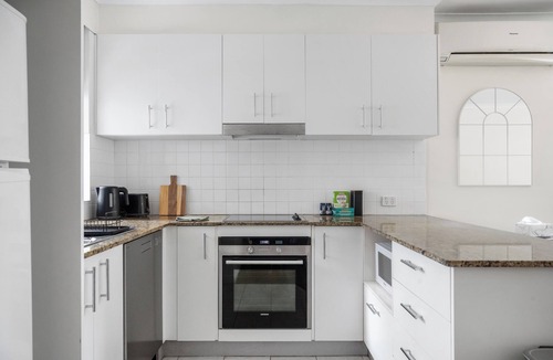 Darling Harbour Apartment | Spacious 1-bed flat in Central Sydney