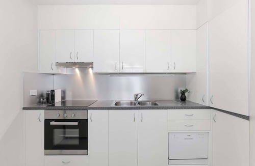 Sydney Central Business District Apartment | Spacious 1BR CBD Apartment in Unrivalled Location next to Darling Harbour