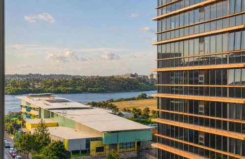 Wentworth Point Apartment | Spacious 2BR 2BA Balcony, Parking, Marina Sq
