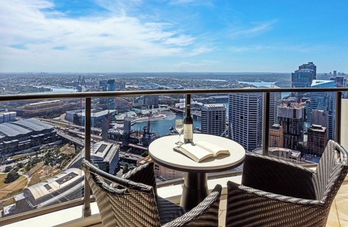 Sydney Central Business District Apartment | Spacious 3 Bedroom Penthouse Apartment at Kent Street, Sydney CBD