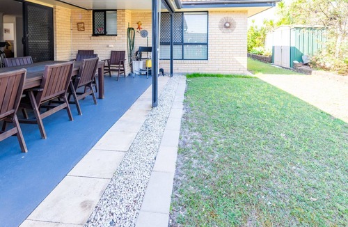 Evans Head House | Spacious 4BR family home with ensuite, air-con, kids’ toys, Weber BBQ patio,