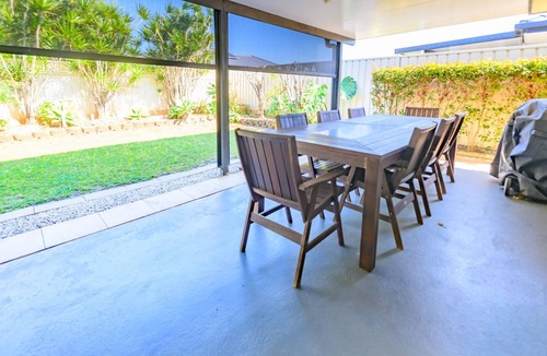 Evans Head House | Spacious 4BR family home with ensuite, air-con, kids’ toys, Weber BBQ patio,