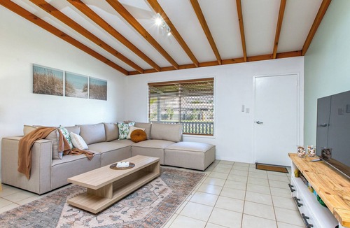 Silver Sands House | Spacious Beach Retreat