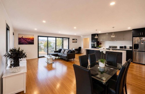 Granton House | Spacious Family Retreat in Granton