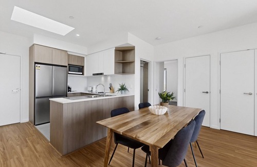 Cannington Apartment | Spacious Newly 2 Bed Unit with Onsite Parking