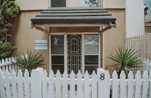 Warrnambool Apartment | Spacious refurbished apartment close to beach
