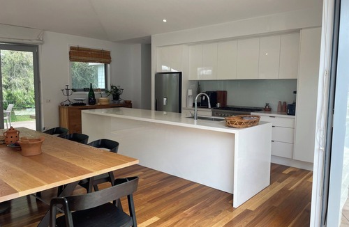 Sorrento House | Spacious resort home in peaceful setting with cabana, pool & spa 650m from beach