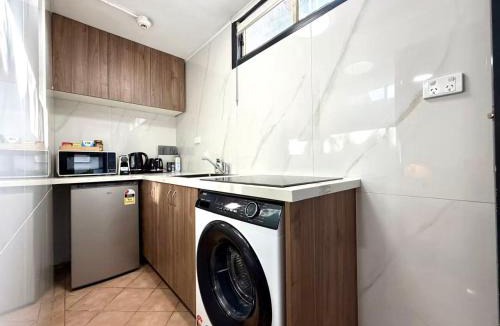 Annandale House | spacious self-contained studio near Sydney CBD
