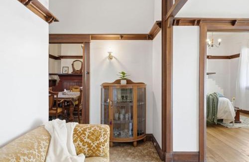 New Norfolk House | Spacious Stay in New Norfolk