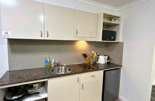 Sydney Central Business District Apartment | Spacious Studio Apartment in CBD Wi-Fi Included