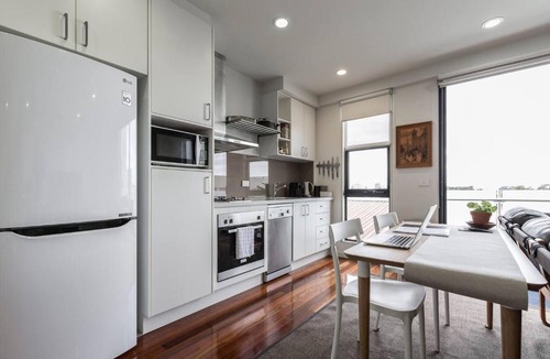 Brunswick Apartment | Spacious Studio with Balcony in Eclectic Brunswick