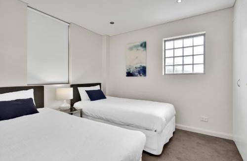 St. Leonards Apartment | Spacious Two bedroom apartment - St Leonards AL25