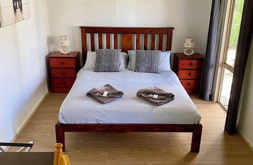 Woolundunga Hotel | Spear Creek Holiday Park