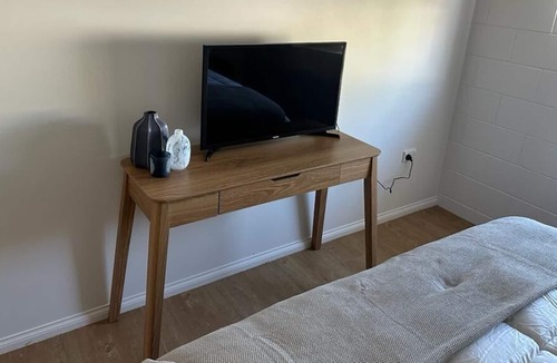West End Apartment | Special offer*Available now@480 PW! Amazing Views to Castle Hill