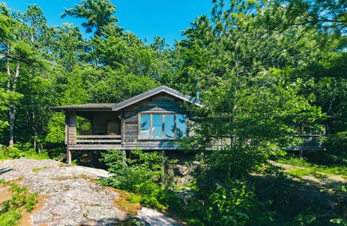 Muskoka Lakes Cottage | Spectacular Lake Joseph