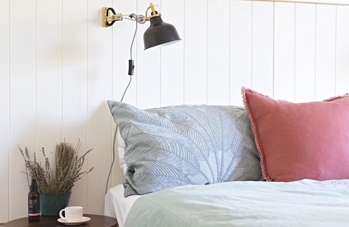 Hepburn Springs House | Spring Creek Cottage Hepburn - Self Contained solitary Pet Friendly Haven
