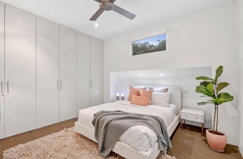Queenscliff House | Spring Hill Holiday Units - Queenscliff