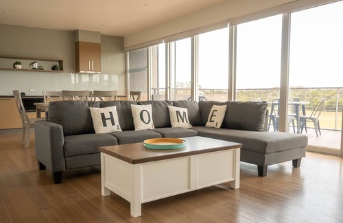 Fingal Apartment | St Andrews Beach Golf Club Apartment 8 03