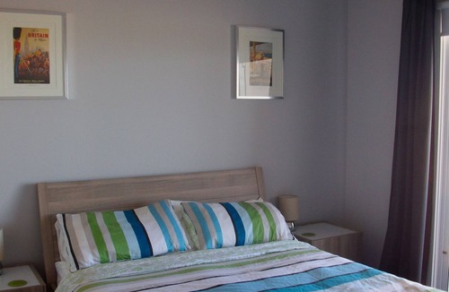 Port Hughes House | St Ives at Pt Hughes - A contemporary take on the "Beach House" for up to x10.