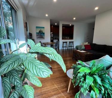 Middle Park Apartment | St Kida Retreat Apartment Trams Free WiFi