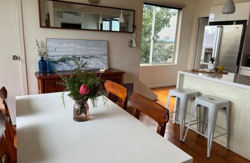 St Leonards House | St Leonards Holiday Beach House