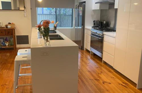 St Leonards House | St Leonards Holiday Beach House
