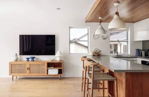 Noosa Heads Apartment | St Tropez 12: Haven with Water View & Pool