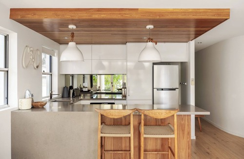 Noosa Heads Apartment | St Tropez 12: Haven with Water View & Pool
