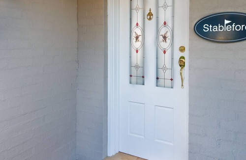 Wentworth Falls House | Stableford House on the Golf Course