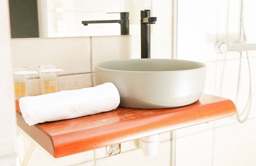Sinnamary House | Standing Room L'Hôtel Du Fleuve Sinnamary