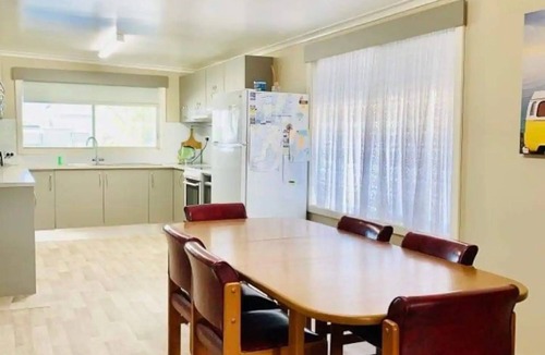Dalrymple House | Stansbury's Retreat: Offers Pet-Friendly Fun with Golf Course View