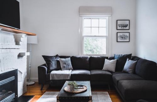 Castlemaine House | Station Master's House