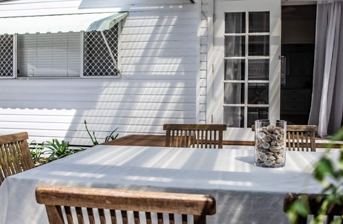 Ettalong Beach House | Stay 3 nights, pay 2 this Winter*