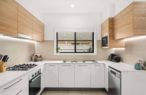 Booker Bay Apartment | Stay 3 nights, pay 2 this Winter*