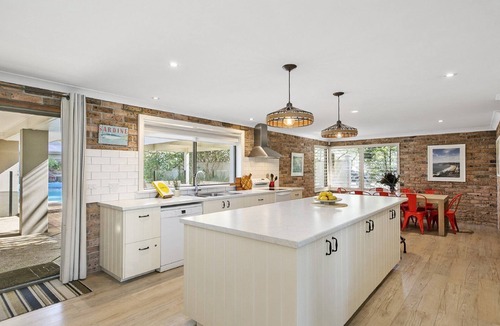 Pearl Beach House | Stay 3 nights, pay 2 this Winter*