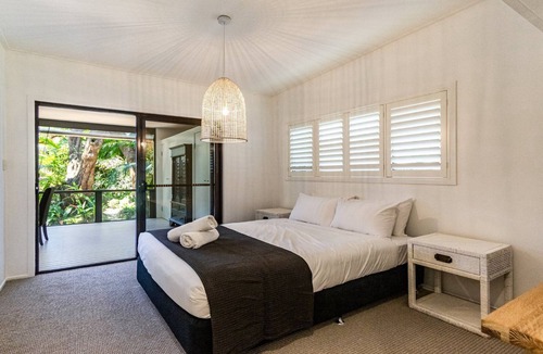 Pearl Beach House | Stay 3 nights, pay 2 this Winter*
