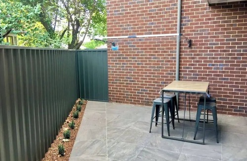 Wagga Wagga Apartment | Stay in the heart of the CBD!