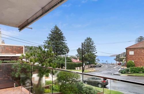 Manly Apartment | Stay steps away from Little Manly Reserve - home away from home!