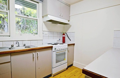 Bogong House | StayAU Big group Retreat Falls Creek
