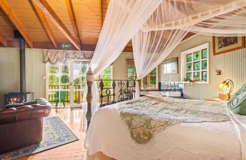 Mount Dandenong House | StayAU Windsong Cottage Idyllic Getaway Dandenong