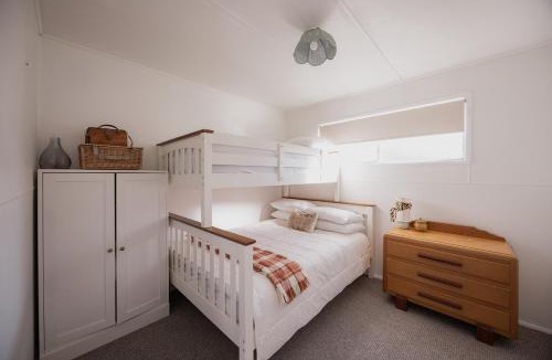 Port Arthur House | Stewie's Nest - Port Arthur Shack with fire pit