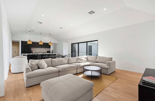 Seymour House | Stillwater - holiday home with a private jetty