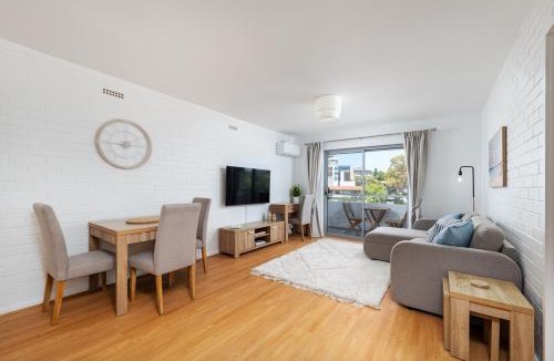 Mosman Park Apartment | STIR29- Stirling Breeze