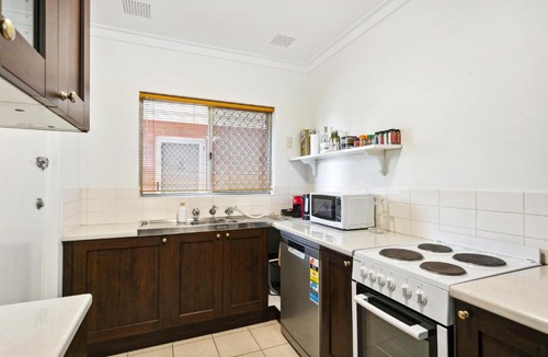 Mosman Park Apartment | STLE10 - St Leo's Hideaway