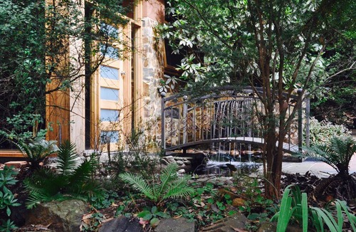 Healesville Cottage | Stone Cottage in Healesville, 7min from town. Close to vineyards and restaurants