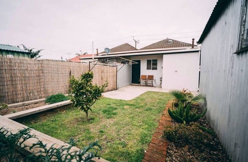 Rosewater House | Stone Rosewater - Laid-back Coastal Cottage for Two