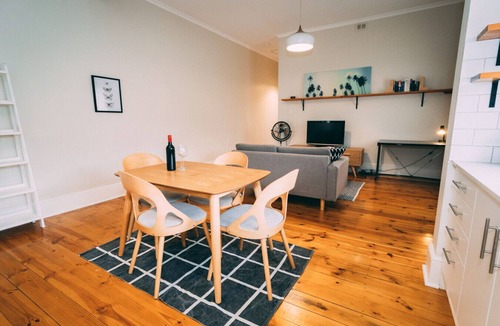Rosewater House | Stone Rosewater - Laid-back Coastal Cottage for Two